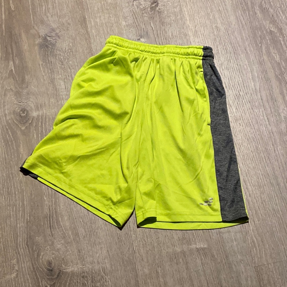 Boys shorts 8 / Small